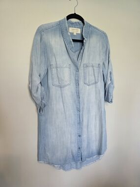 cloth & stone Frayed Collar Light Wash Denim Dress- Light Blue